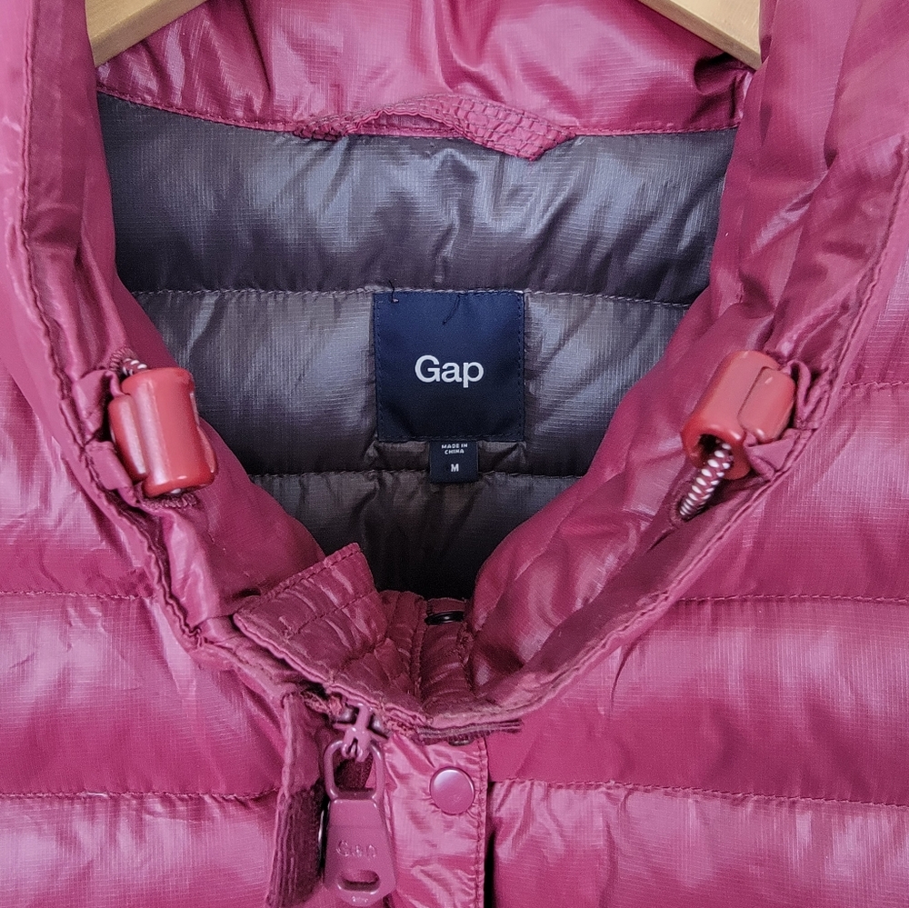 Gap Down Filled Quilted Packable Puffer Vest - image 6